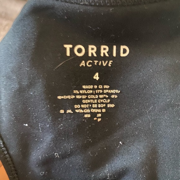 Torrid Active sz 4 or 4X black sports bra
Good used condition - Picture 6 of 6